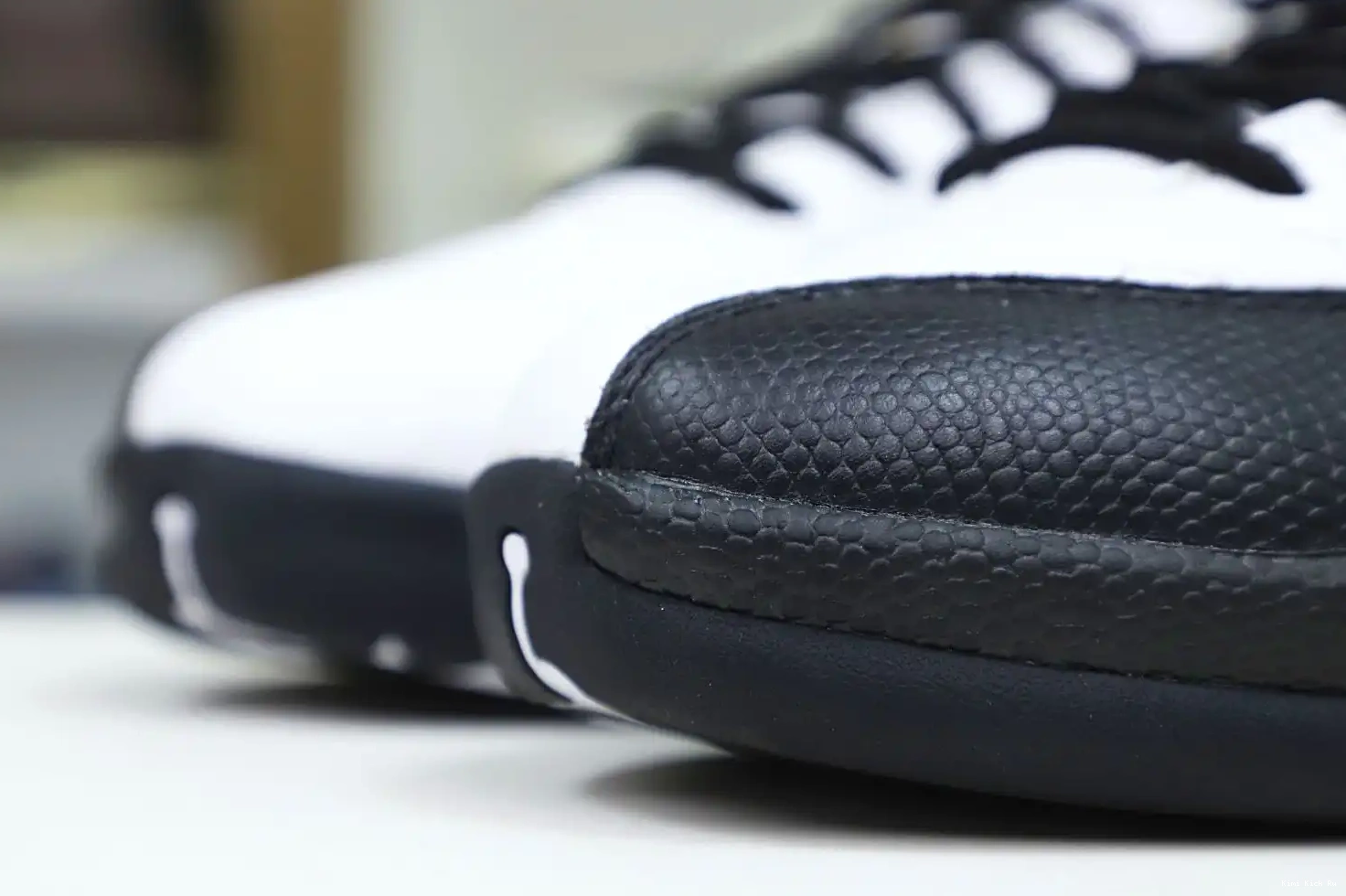 JORDAN AIR 'ROYALTY' RETRO Kimikick 12 0531